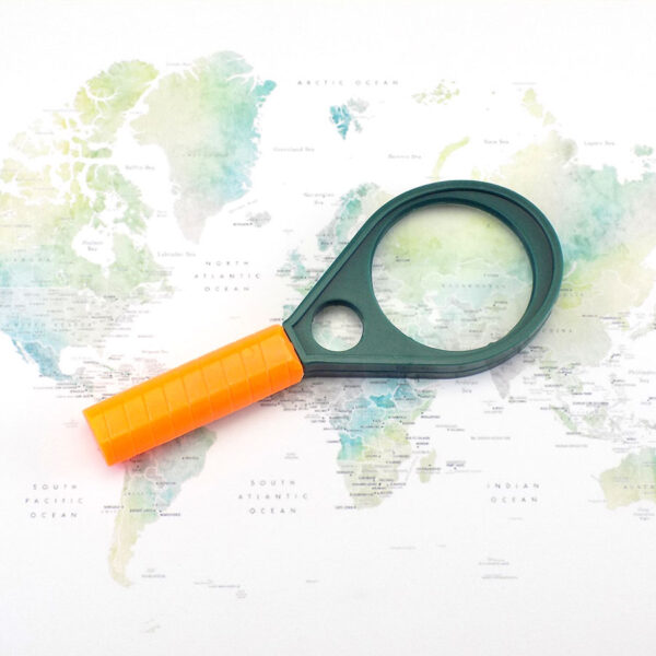 Magnifying Glass Racket shape