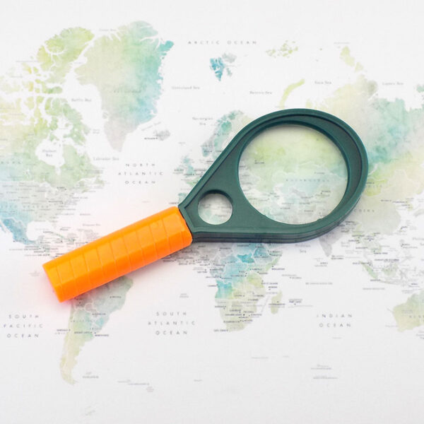 Magnifying Glass Racket shape