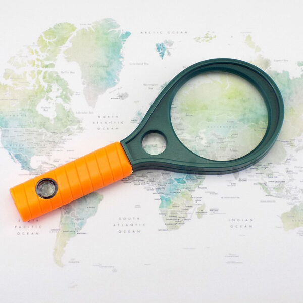 Magnifying Glass Racket shape