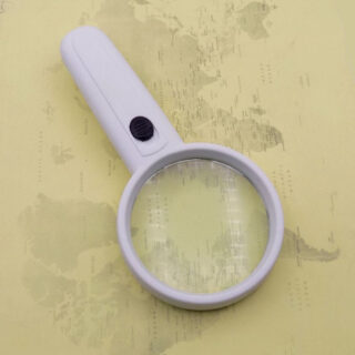 Handheld LED Illuminated Magnifying Glass